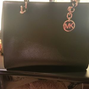 Michael Kors tote